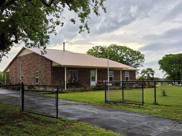 3559 Springfield Road, Springtown, TX 76082