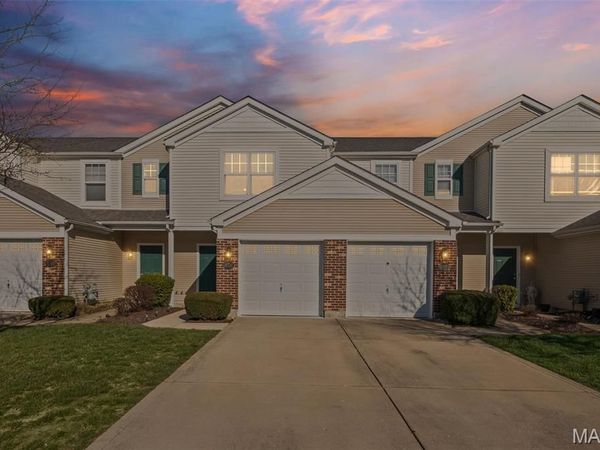 2067 Celebration Park Circle, Belleville, IL 62220