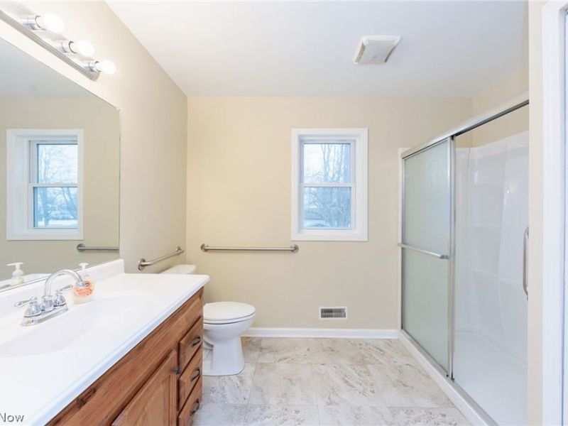 4037 Monticello Boulevard, Cleveland Heights, OH 44121 Photo 10