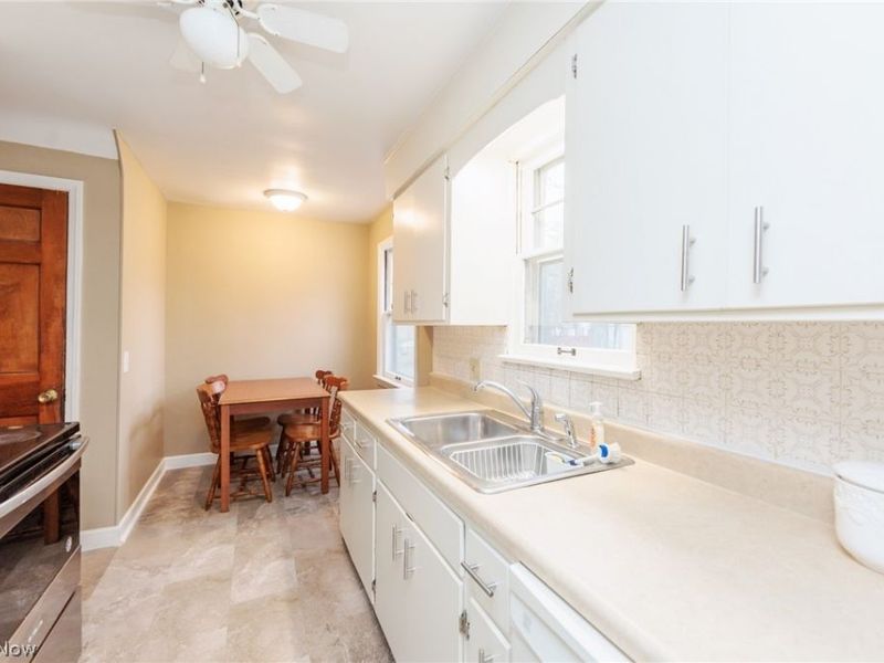 4037 Monticello Boulevard, Cleveland Heights, OH 44121 Photo 13