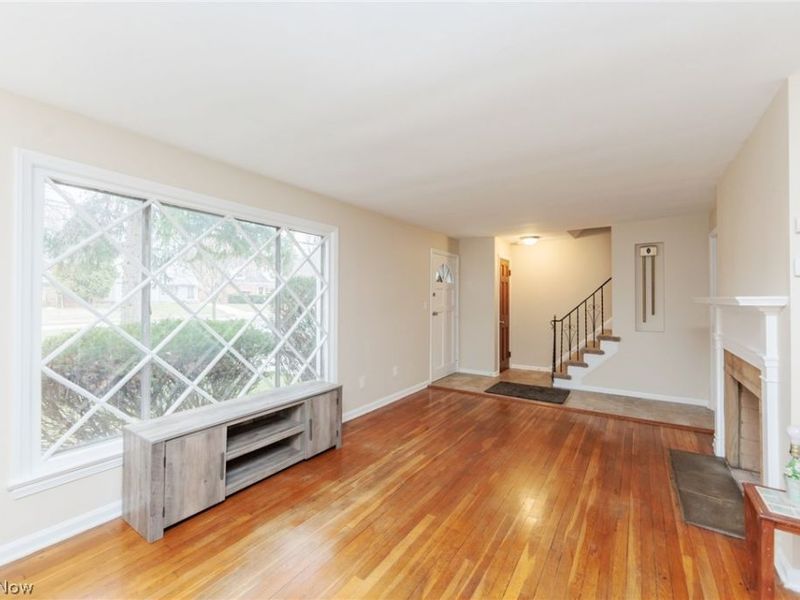 4037 Monticello Boulevard, Cleveland Heights, OH 44121 Photo 3