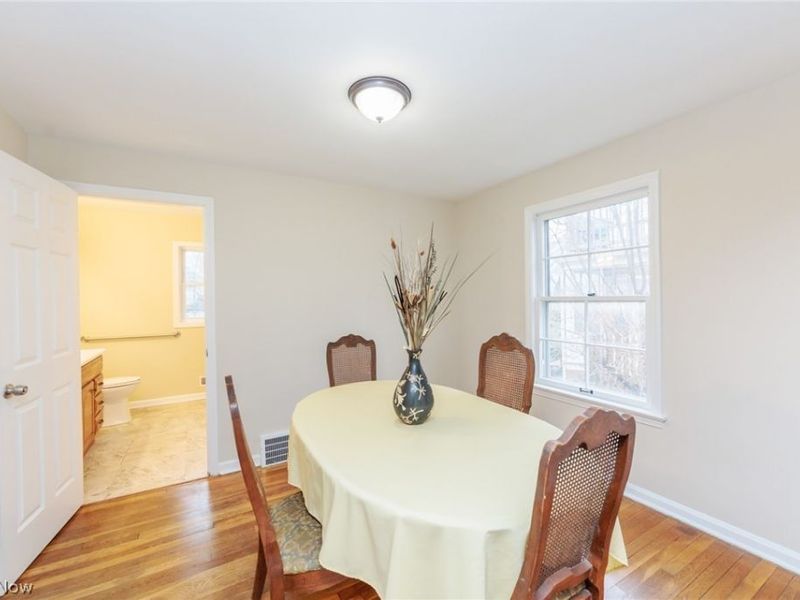 4037 Monticello Boulevard, Cleveland Heights, OH 44121 Photo 7