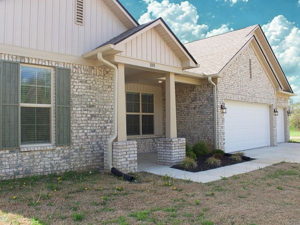 100 RAVEN HILL LN, Ripley, TN 38063