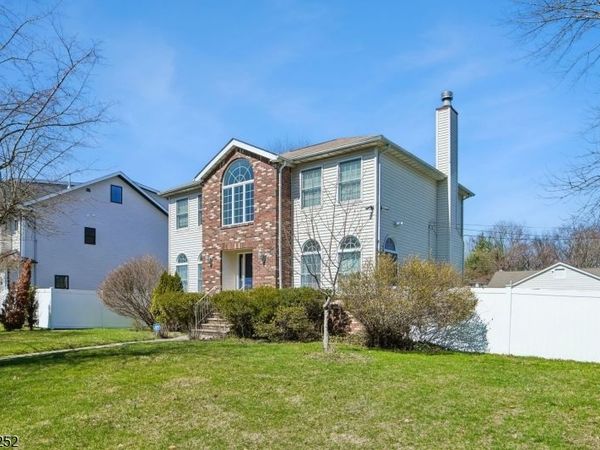 48 Marion Ave, New Providence, NJ 07974