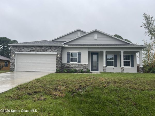 1230 Island Avenue NW, Palm Bay, FL 32907
