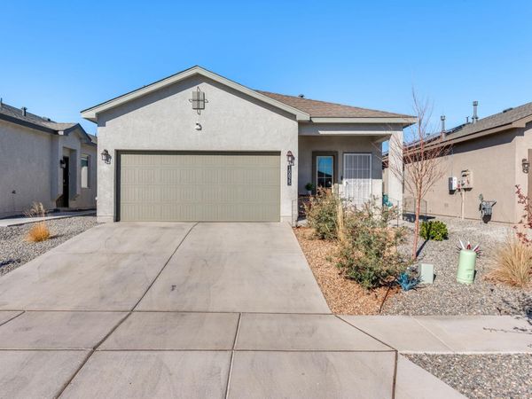 10825 Sabino Loop SW, Albuquerque, NM 87121