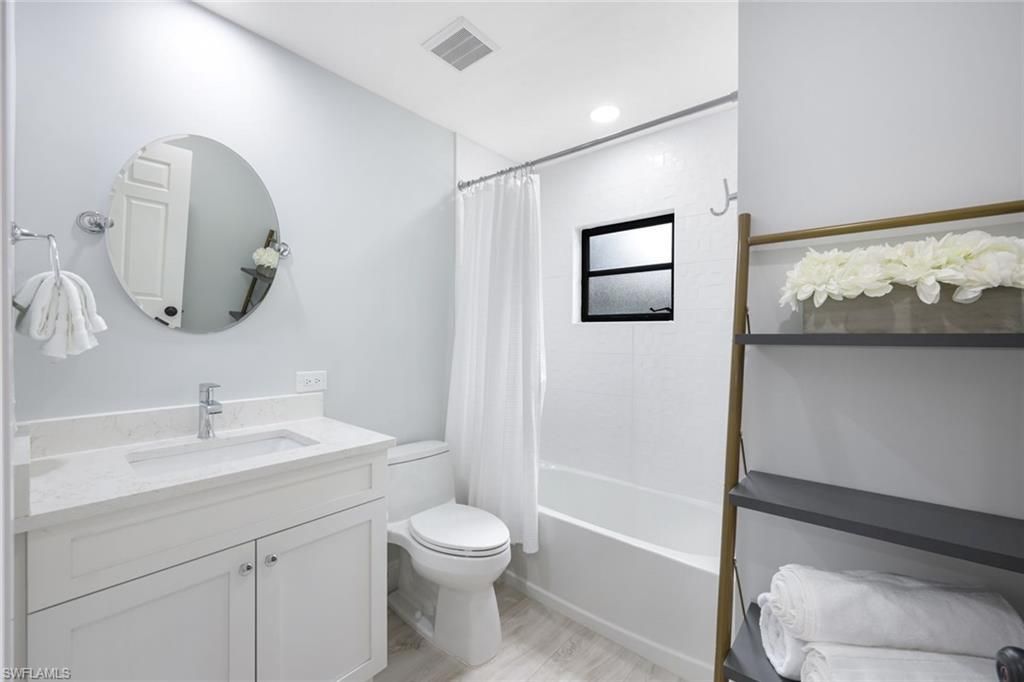 714 Reef Point Cir, Naples, FL 34108 Photo