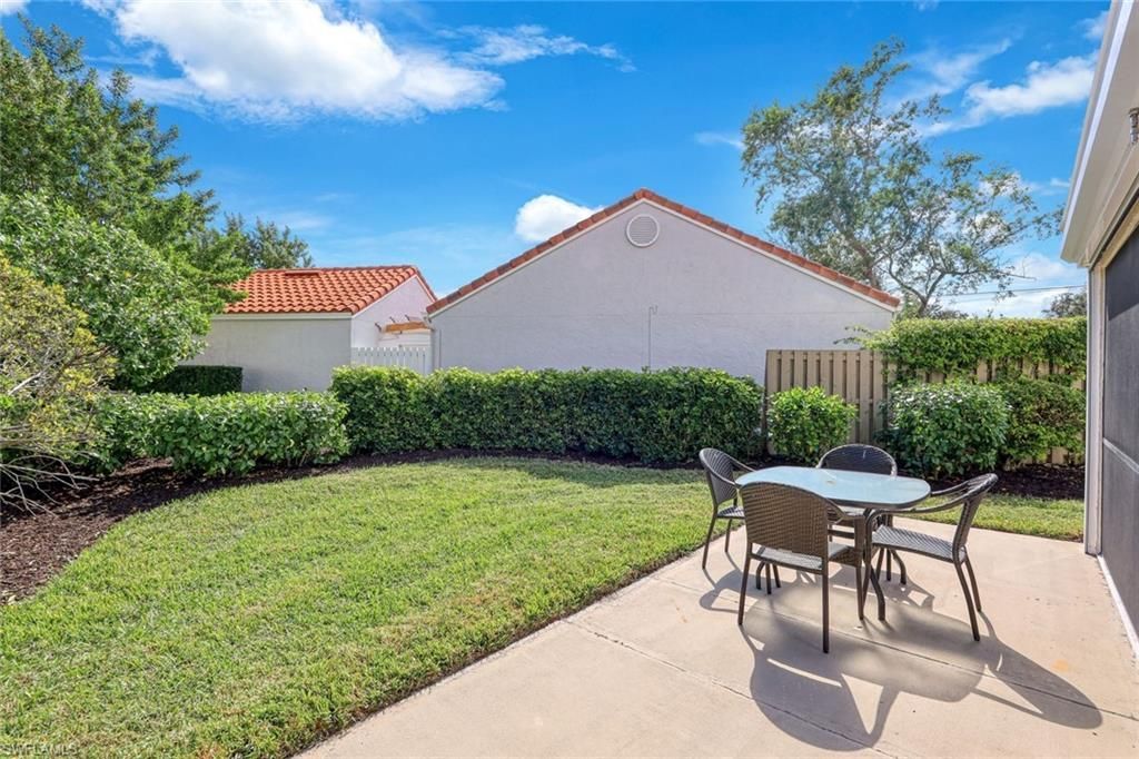 714 Reef Point Cir, Naples, FL 34108 Photo