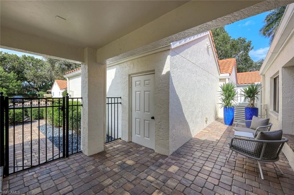 714 Reef Point Cir, Naples, FL 34108 Photo