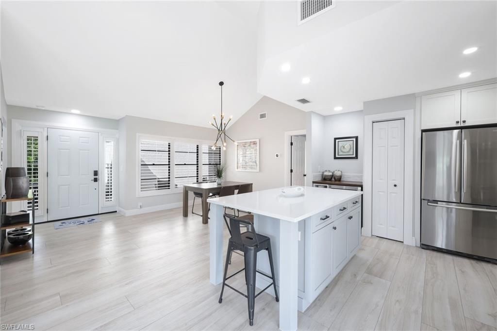 714 Reef Point Cir, Naples, FL 34108 Photo