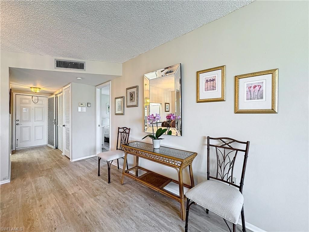 300 Forest Lakes Blvd, Unit 201, Naples, FL 34105 Photo
