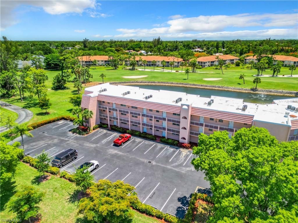 300 Forest Lakes Blvd, Unit 201, Naples, FL 34105 Photo