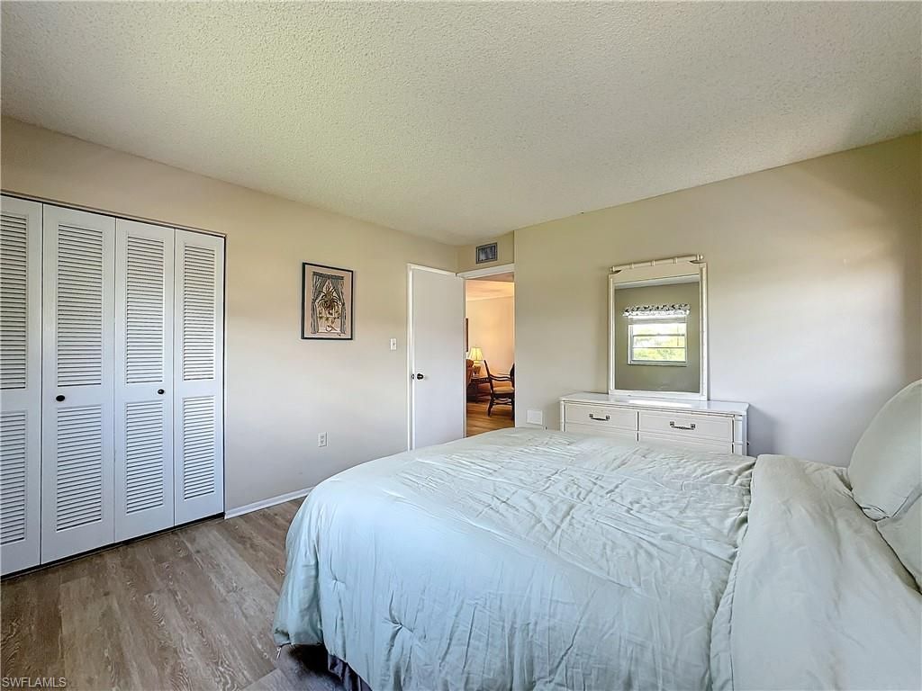 300 Forest Lakes Blvd, Unit 201, Naples, FL 34105 Photo