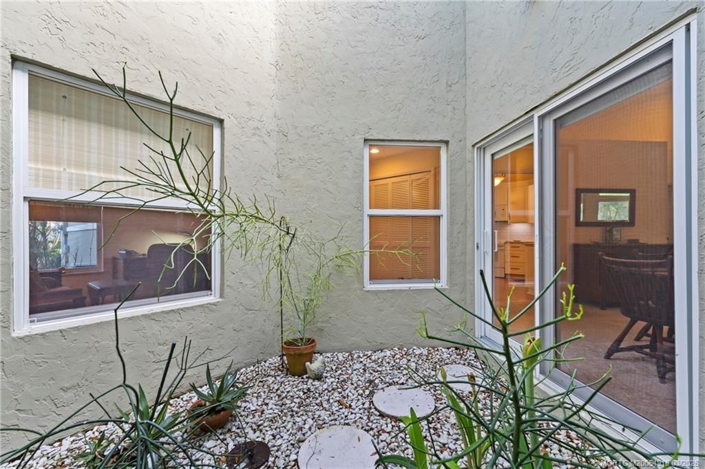 2437 SW Foxpoint Trail, Palm City, FL 34990 Photo