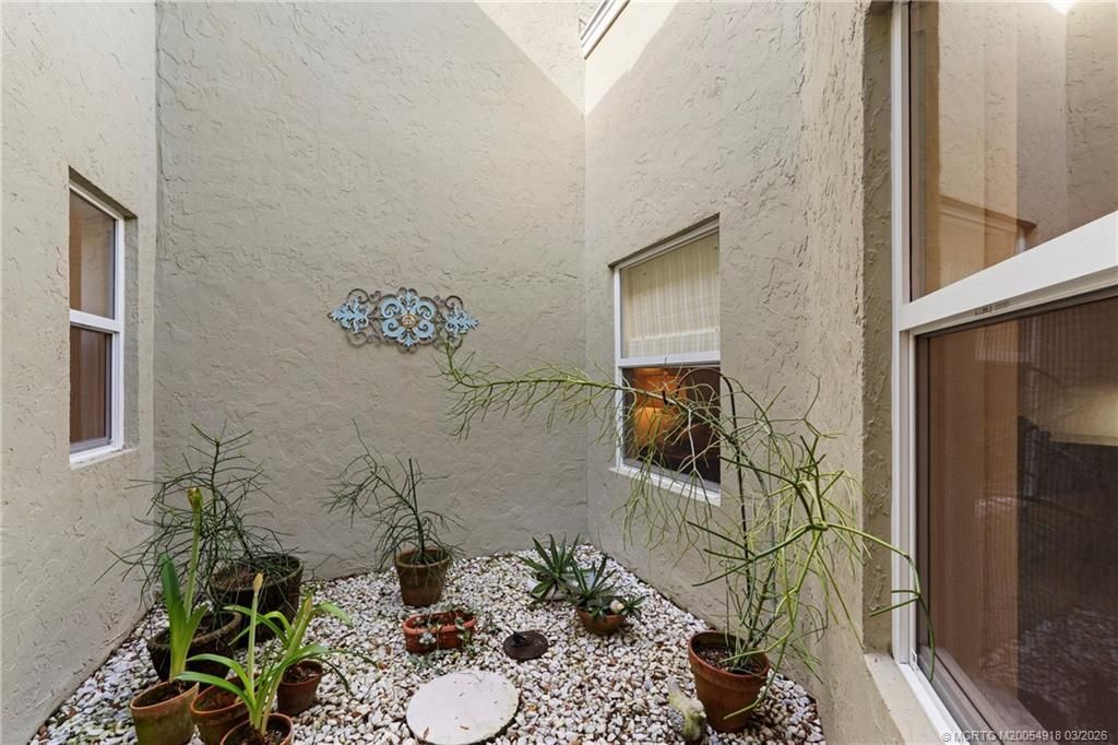 2437 SW Foxpoint Trail, Palm City, FL 34990 Photo
