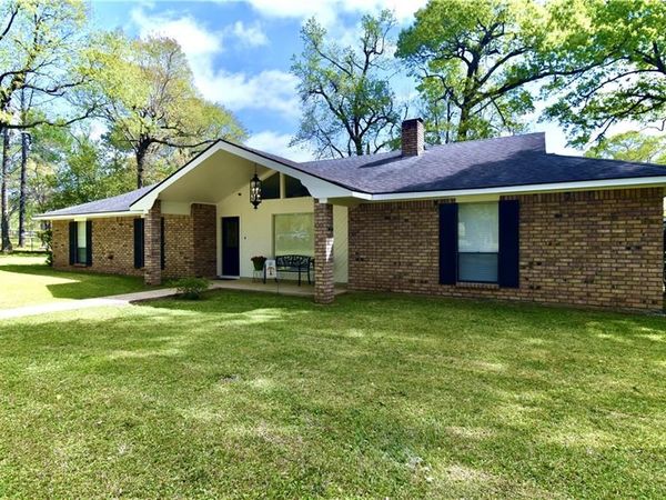 8633 RIDGEMONT Drive, Pineville, LA 71360