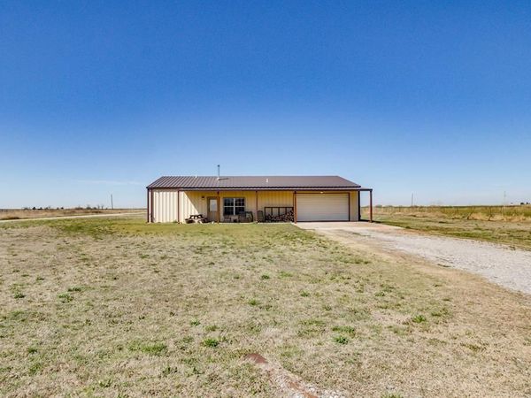 17725 Saddleback Lane, El Reno, OK 73036
