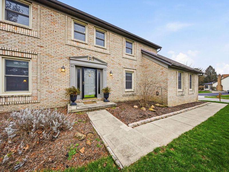 7821 Grandley Court, Reynoldsburg, OH 43068 Photo 4