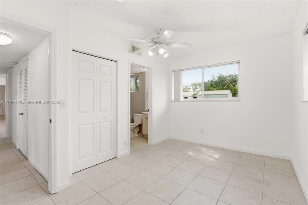 8501 SW 128th St , Unit ---, Miami, FL 33156 Photo