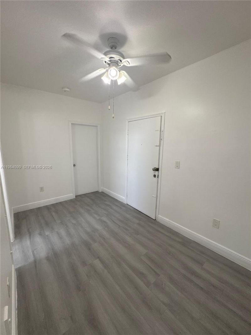 2312 SW 17th St, Unit 10, Miami, FL 33145 Photo