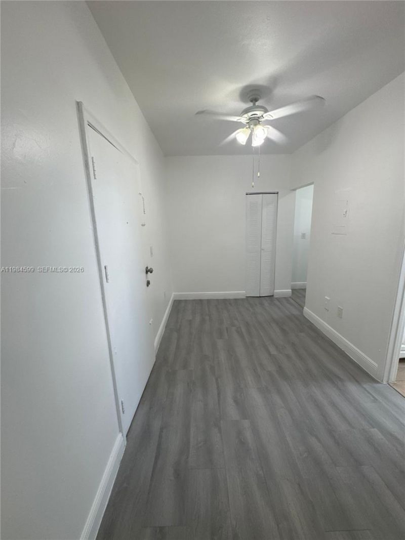 2312 SW 17th St, Unit 10, Miami, FL 33145 Photo