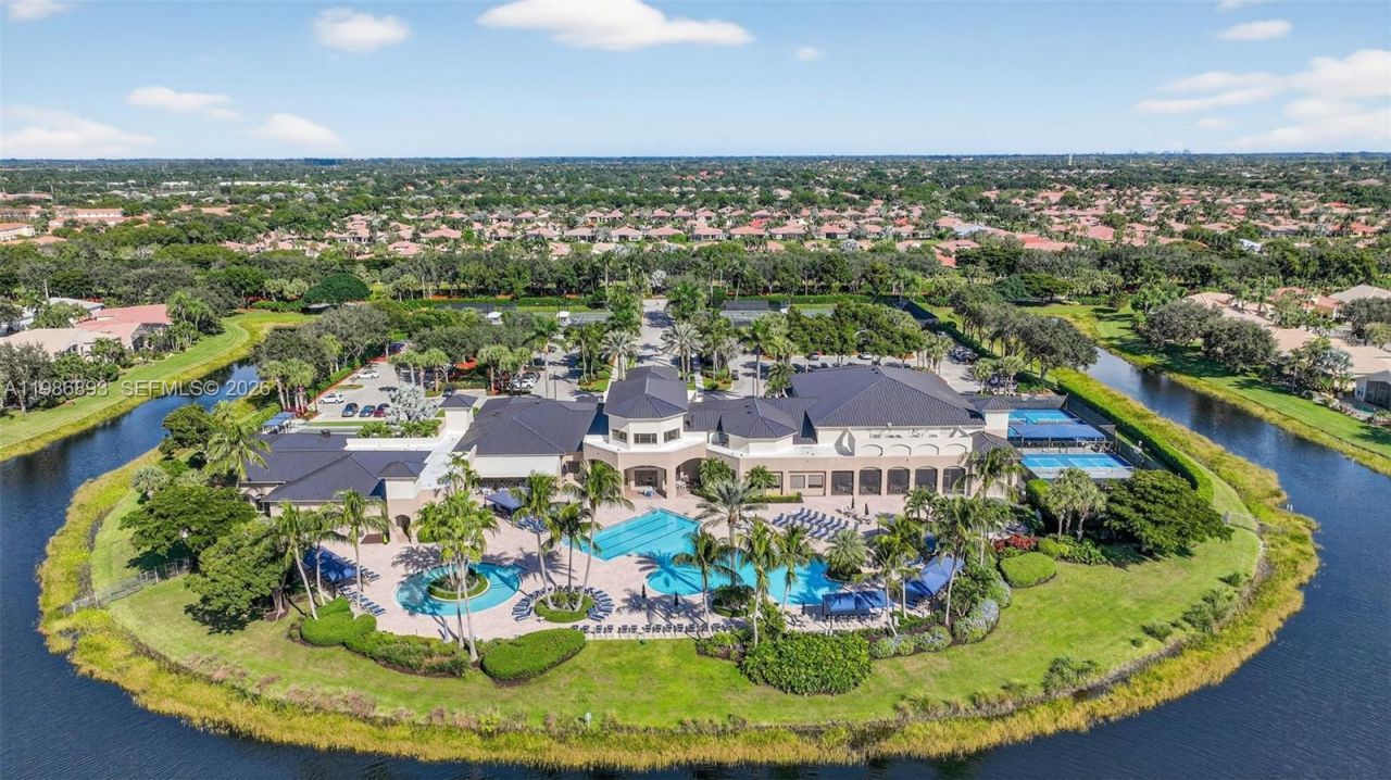 6833 Watertown Dr, Boynton Beach, FL 33437 Photo