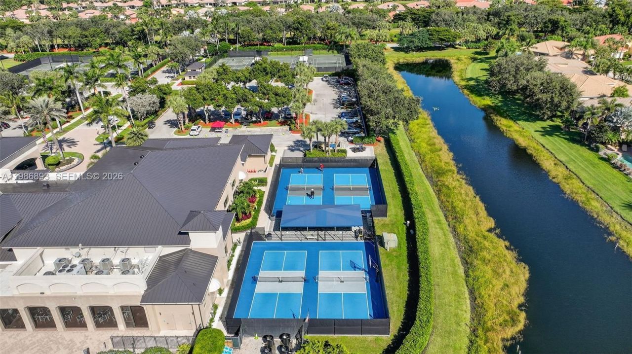 6833 Watertown Dr, Boynton Beach, FL 33437 Photo