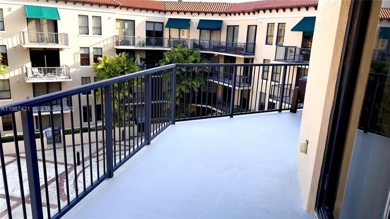 55 Merrick Way , Unit 825, Coral Gables, FL 33134 Photo