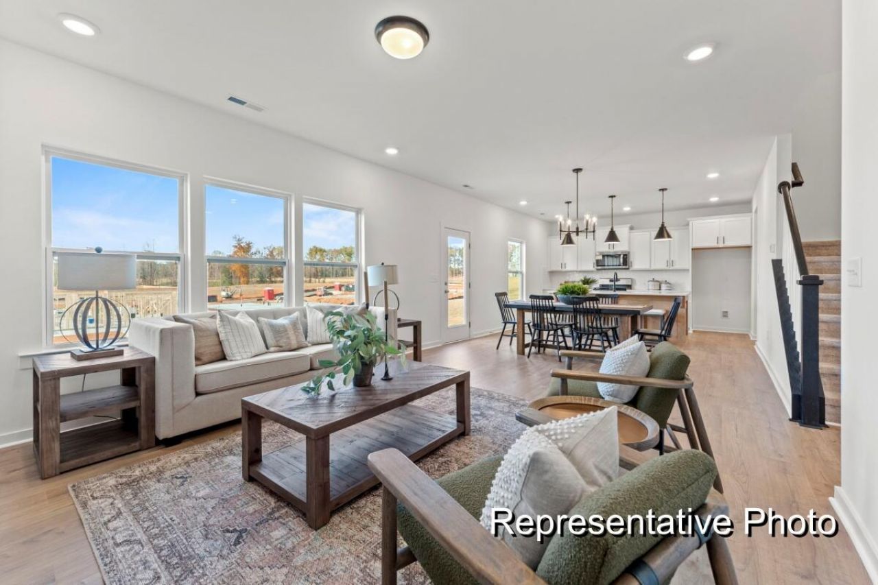 1044 Toland Drive Photo 5