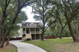 3637 Hilton Drive photo 4