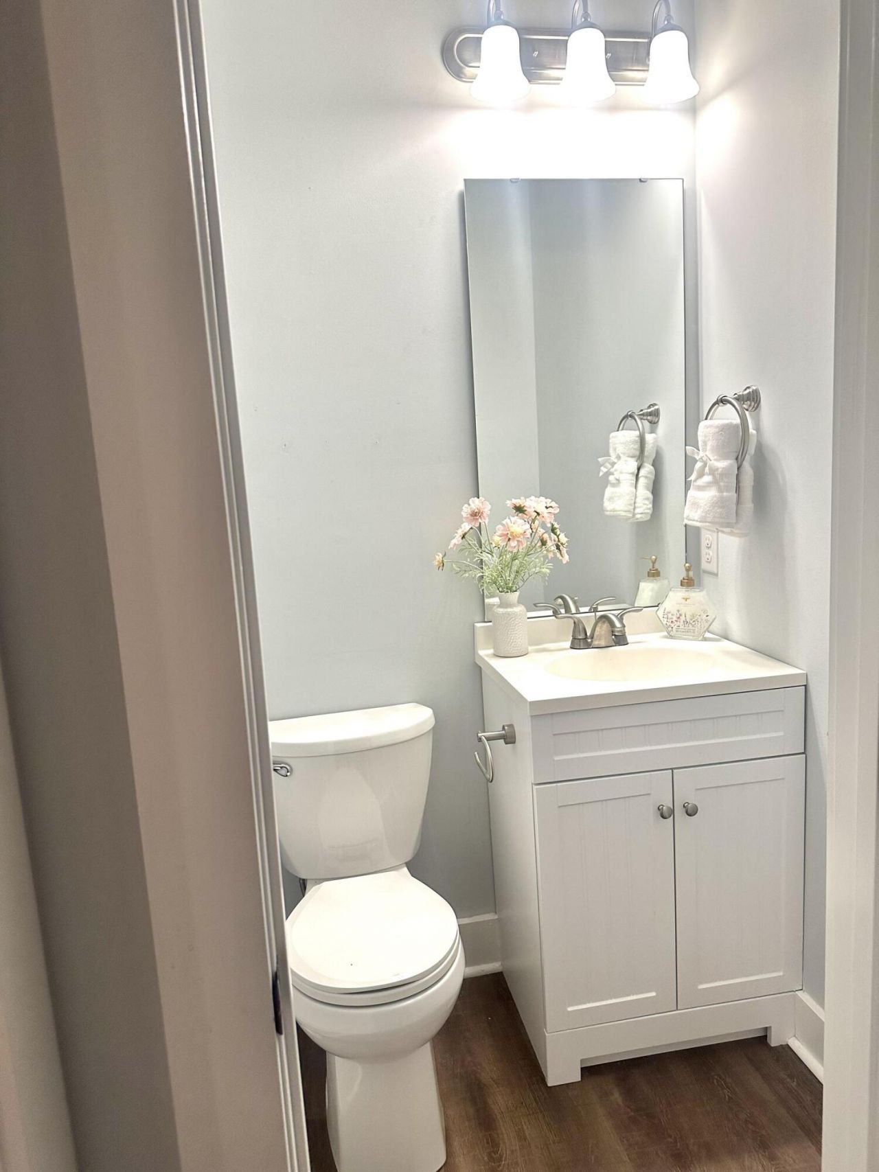 3637 Hilton Drive Photo 8
