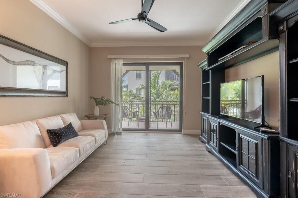 16375 Viansa Way, Unit 102, Naples, FL 34110 Photo