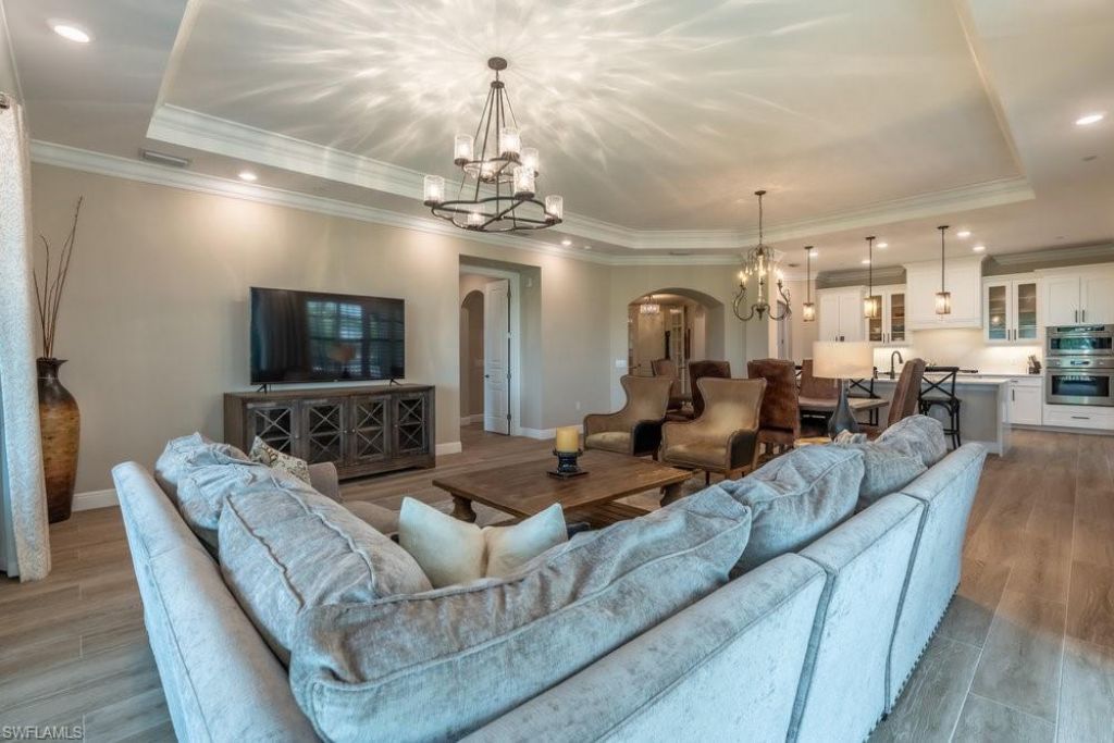 16375 Viansa Way, Unit 102, Naples, FL 34110 Photo