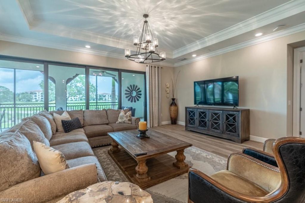 16375 Viansa Way, Unit 102, Naples, FL 34110 Photo