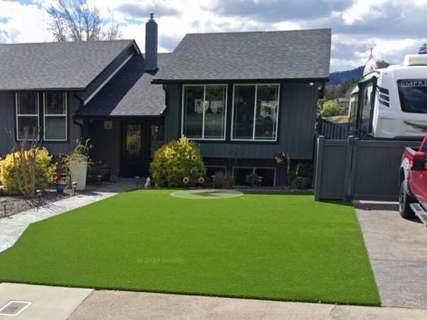 1430 NE 10th Street, Grants Pass, OR 97526