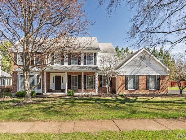 1418 Warson Oaks Court, Warson Woods, MO 63122