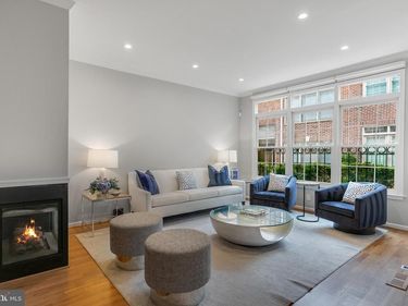 1507 D N COLONIAL TERRACE , ARLINGTON, VA 22209