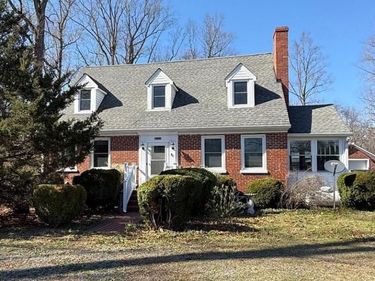9253 DAHLGREN ROAD, KING GEORGE, VA 22485