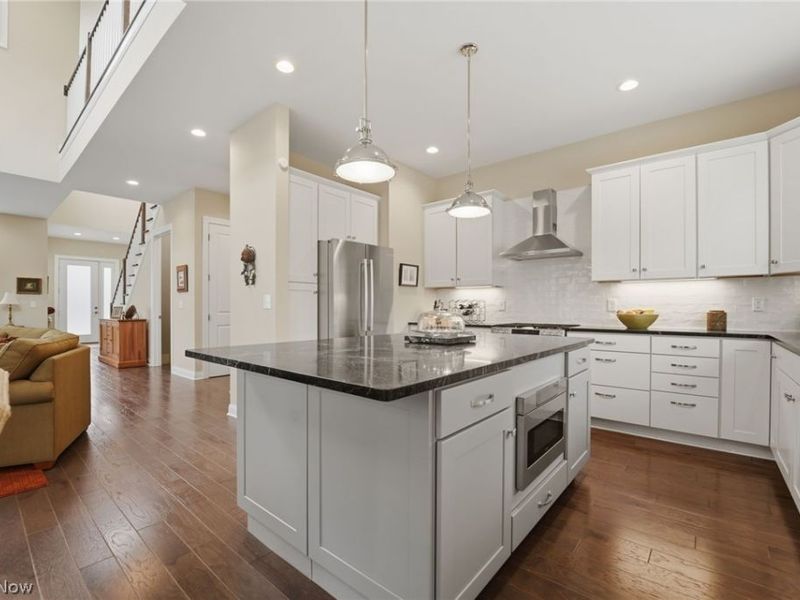 2440 Edgewood Trace, Pepper Pike, OH 44124 Photo 13