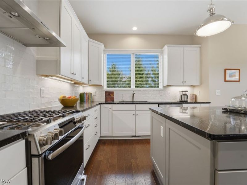 2440 Edgewood Trace, Pepper Pike, OH 44124 Photo 15