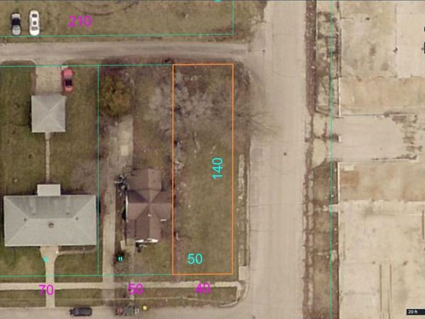 1736 13th Avenue, ROCKFORD, IL 61104