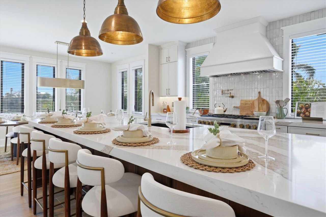 319 Tarpon Street, Anna Maria, FL 34216 Photo