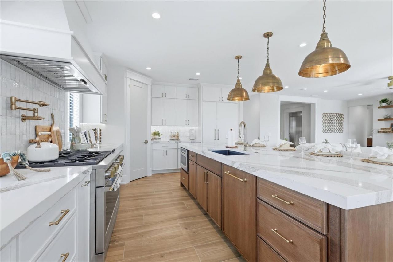 319 Tarpon Street, Anna Maria, FL 34216 Photo