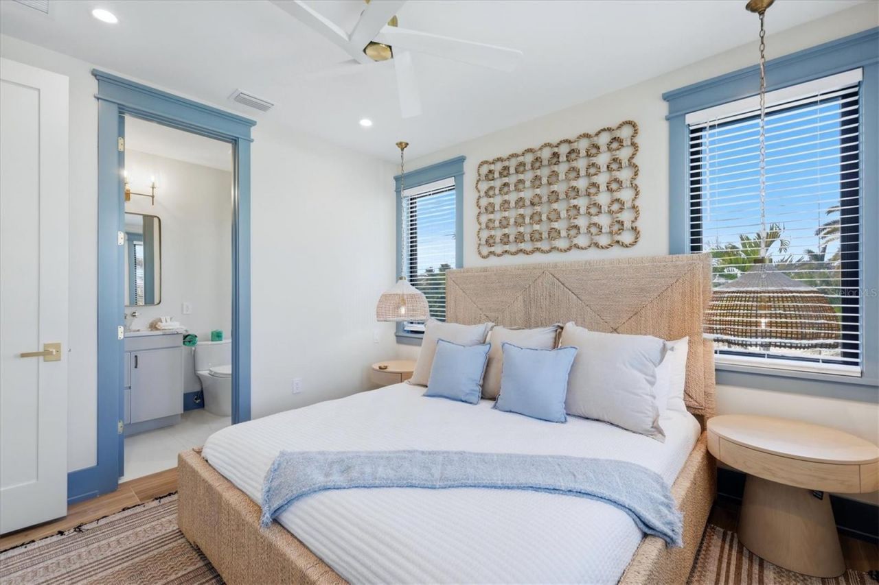 319 Tarpon Street, Anna Maria, FL 34216 Photo