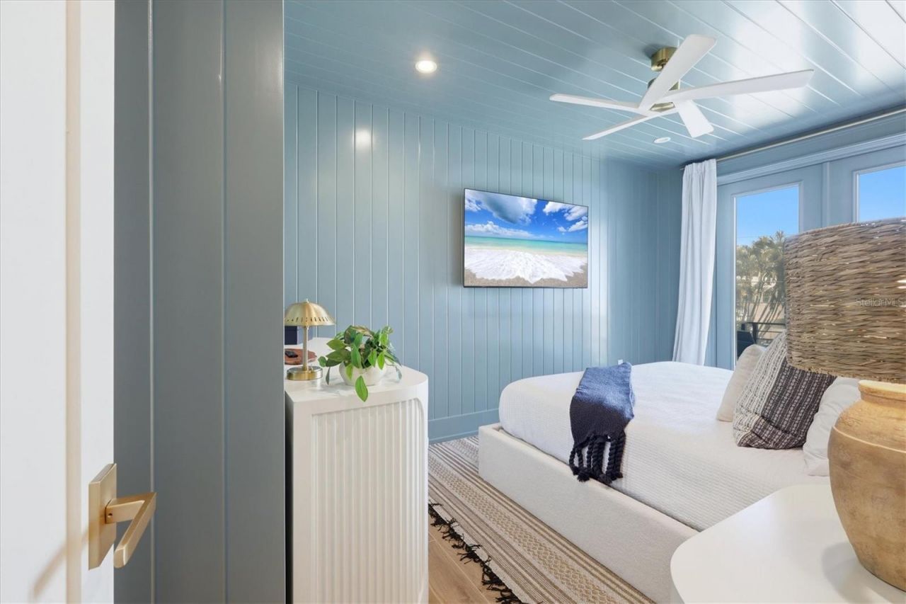 319 Tarpon Street, Anna Maria, FL 34216 Photo