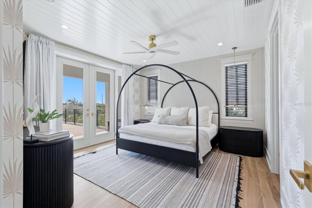 319 Tarpon Street, Anna Maria, FL 34216 Photo