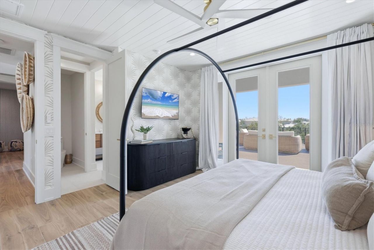 319 Tarpon Street, Anna Maria, FL 34216 Photo