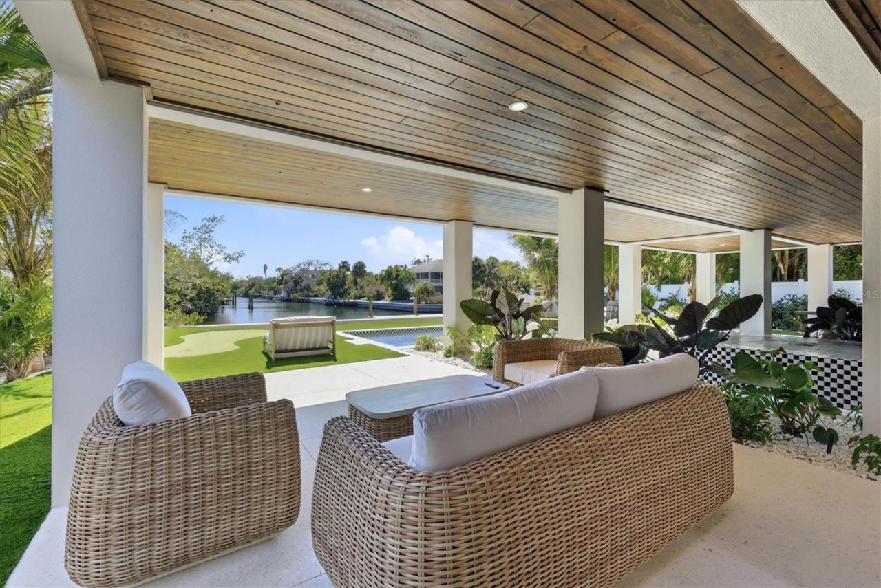 319 Tarpon Street, Anna Maria, FL 34216 Photo