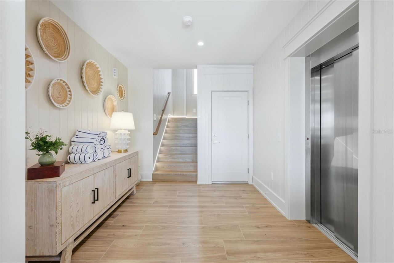 319 Tarpon Street, Anna Maria, FL 34216 Photo