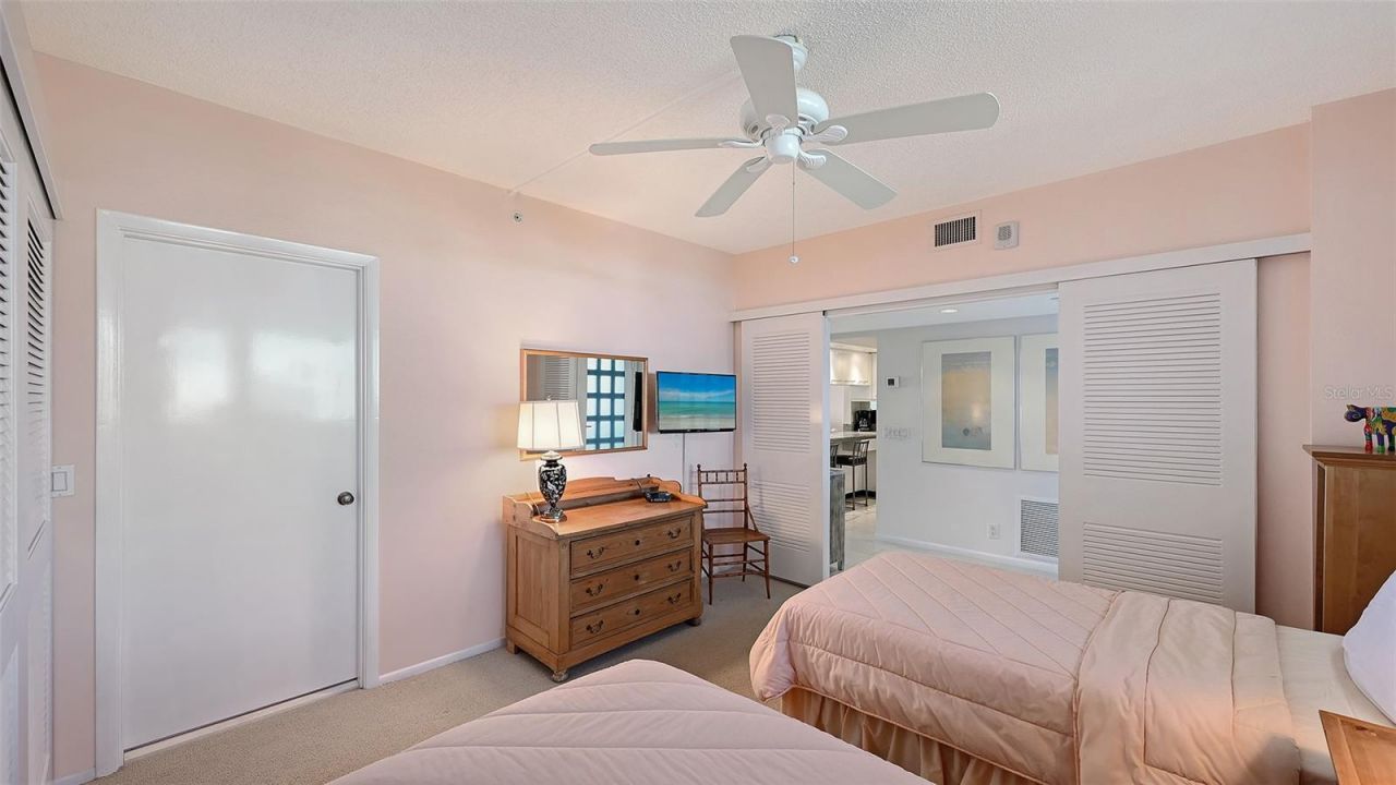 1085 Gulf Of Mexico Drive , Unit 404, Longboat Key, FL 34228 Photo